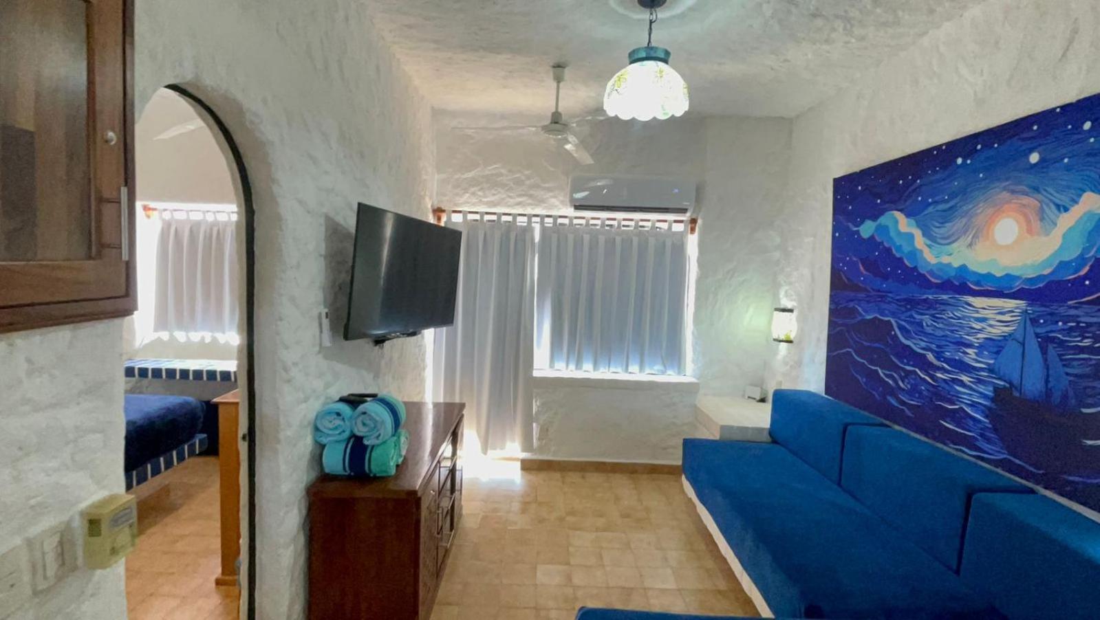 Sol Y Mar. Delfines Appartement Ixtapa  Buitenkant foto