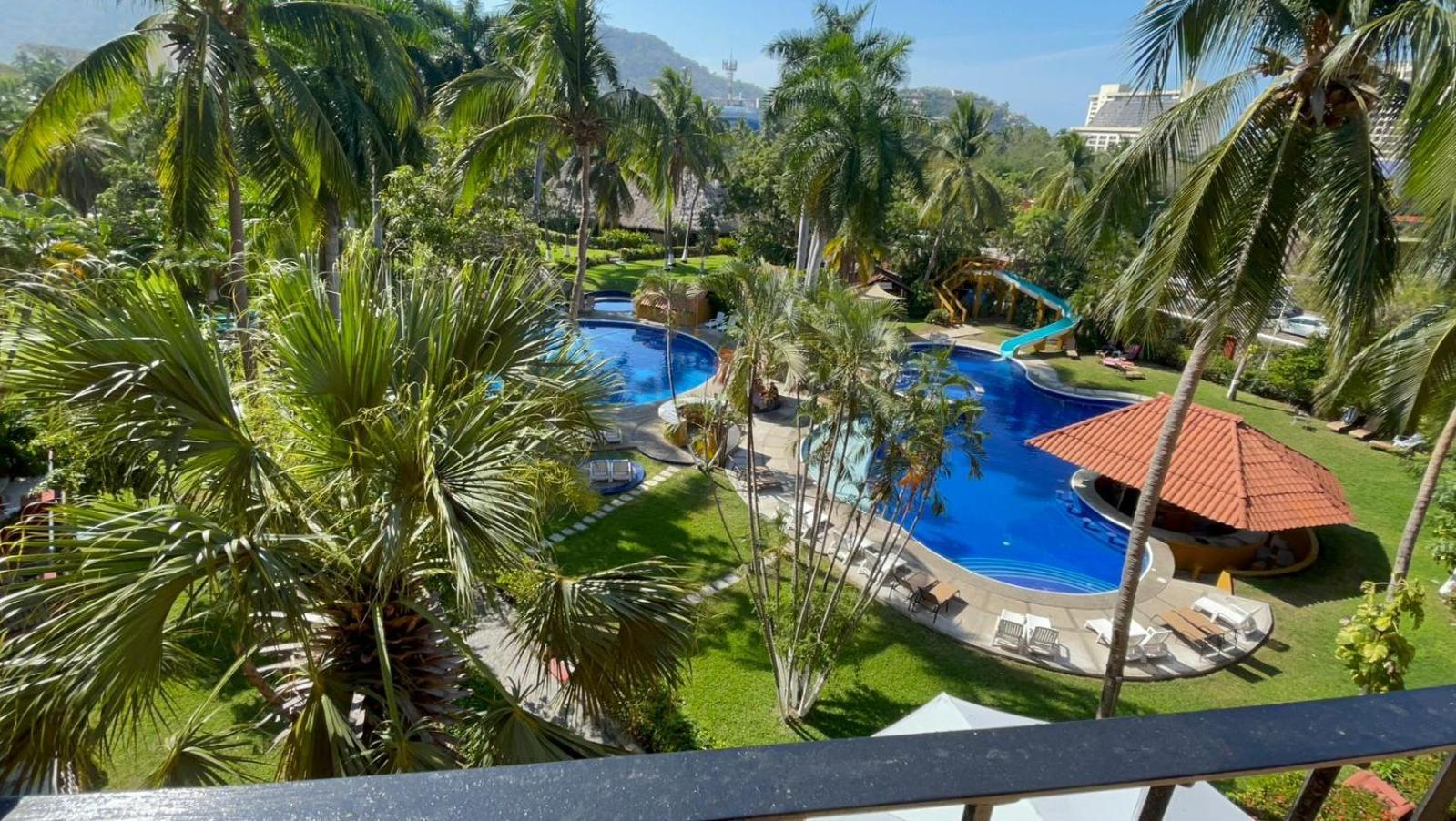 Sol Y Mar. Delfines Appartement Ixtapa  Buitenkant foto
